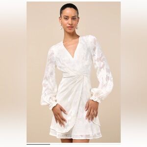 NWT Lulu's White/Cream Mini Dress